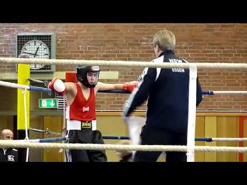 Boxen * NABV Meisterschaft 27.02.2011 * Hamsat Ibragimov (BR Essen) vs Michael Sommer (RWS Lohberg)