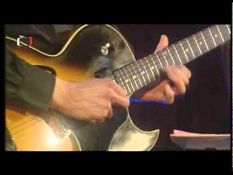 David Dorůžka Trio - Airegin