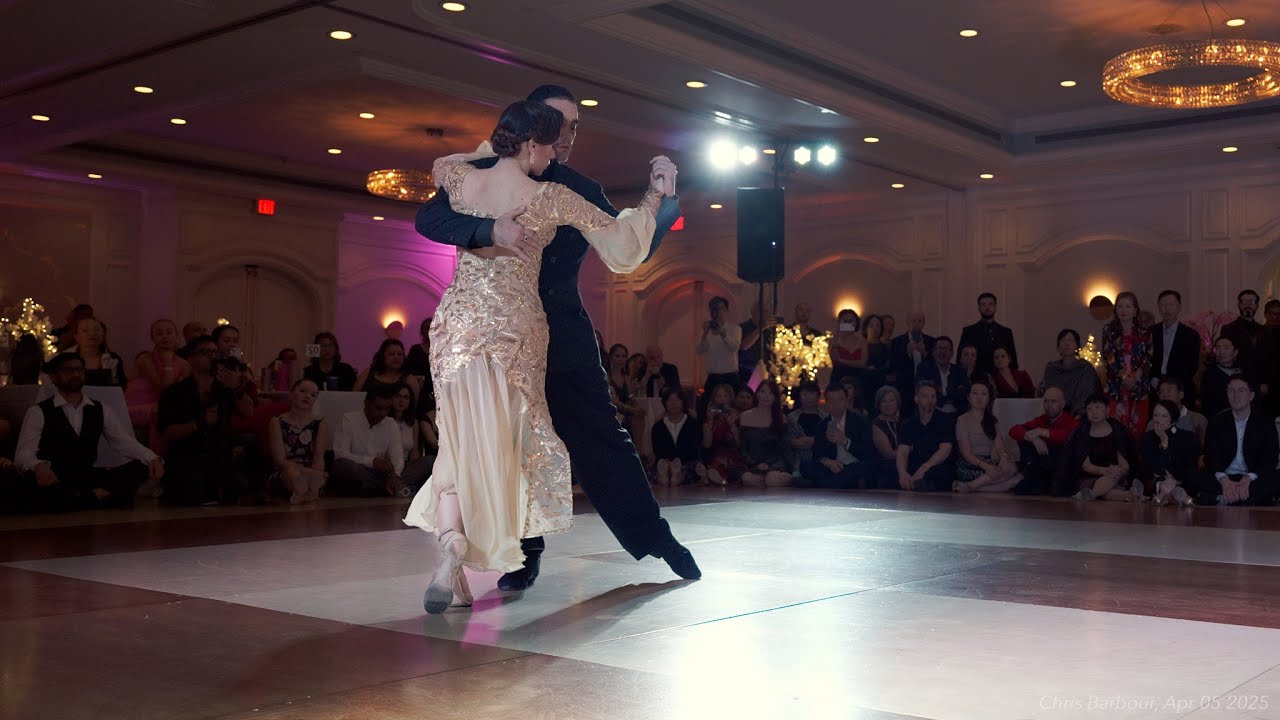 Video thumbnail for Manuela Rossi & Juan Malizia performing to "Muchachos Comienza la Ronda" at the 2025 SCTC