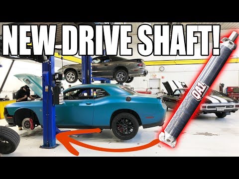 I Just Got A Brand New Drive Shaft For My Hellcat & It's Fully Carbon Fiber!!