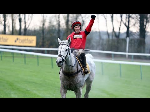 Grey Dawning is majestic in the Betfair Chase 👏 | Racing TV