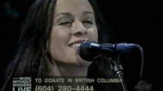 Download lagu Alanis Morissette - You Learn (Live) mp3