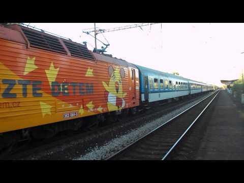 Odjezd vlaku R 616 Krušnohor (ČD 363.084) - Jirkov zastávka, 1. 8. 2013