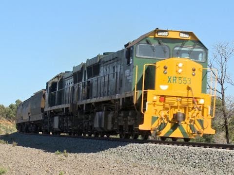 Pacific National Grain Train - Twin "XR class" locomotives - PoathTV Australian Trains