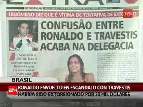Ronaldo en escándalo con travestis | 24 Horas TVN Chile