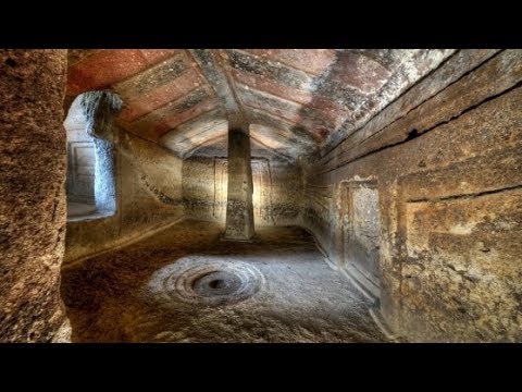 Sardegna Nuragica: Domus de Janas, Pozzi sacri, Culto delle acque, Nuraghi, Tombe dei Giganti