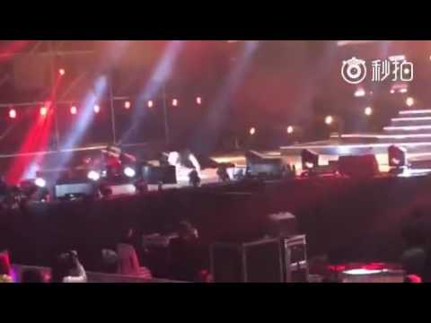 [FANCAM] 170506 ZTAO Promise Asia Tour concert in Nanjing - Talk + Pushups