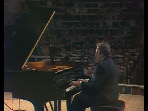 Lazar Berman plays Schubert-Liszt, Liszt, de Falla - video 1981