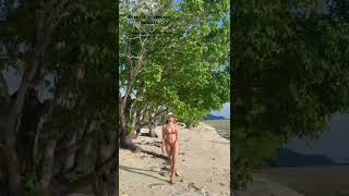 Charlote Asis tiktok short be like...