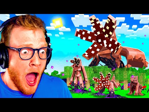 Fooling My Friends with THE DEMOGORGON in Minecraft...