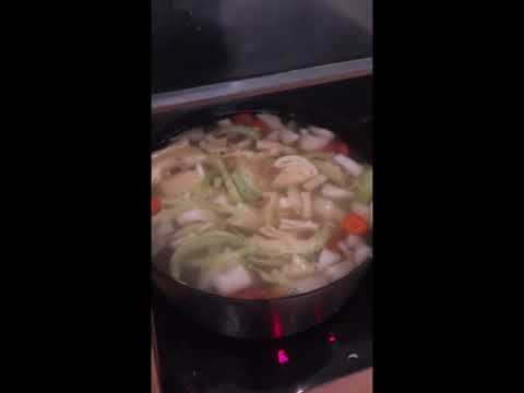 #FOOD La recette de la garbure de Stéphane Rideau • avec Salim Kechiouche et Gaël Morel