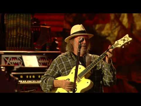 Neil Young, Willie Nelson, John Mellencamp & Dave Matthews - Homegrown (Live at Farm Aid 25)