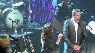 Amy Grant and Vince Gill, Till The Season Comes Round Again
