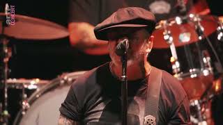 Social Distortion -  I wasn&#39;t born to follow