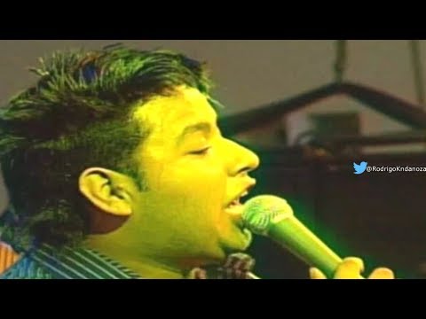 TÍTULO DE AMOR (EN VIVO) - MARTÍN ELÍAS & ROLANDO OCHOA