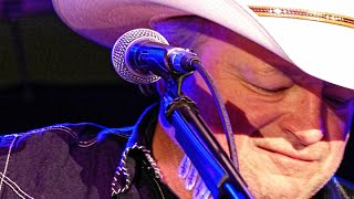 Mark Chesnutt - I'm So Lonesome I Could Cry [Live]