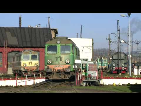 Wałbrzysko - Rumuńskie klimaty ;) ST43-242 na obrotnicy w Wałbrzychu