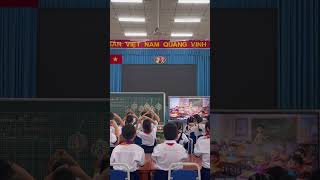 Tiết thao giảng môn tiếng Anh của cô Trần Thị Hằng-GV trường TH Nguyễn An Ninh
