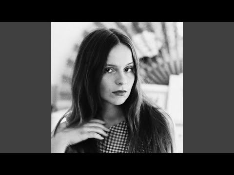 Video thumbnail for Fake Plastic Trees