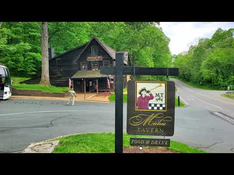 Minute Walk in History - Michie Tavern
