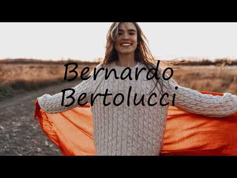 How to pronounce Bernardo Bertolucci in English?