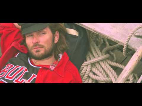 Esiu - Statek w butelce (Video mash-up)