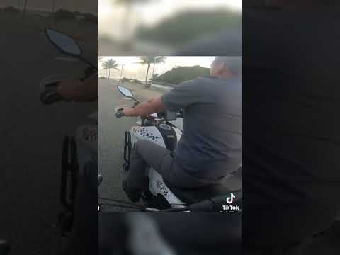 O MOTOQUEIRO QUE SALVOU O DIA DA POLÍCIA! 🚔🤝