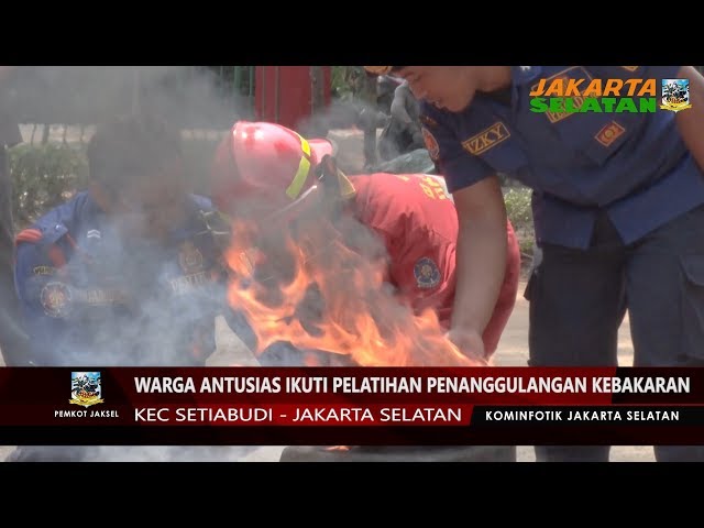Warga Antusias Ikuti Pelatihan Penanggulangan Kebakaran