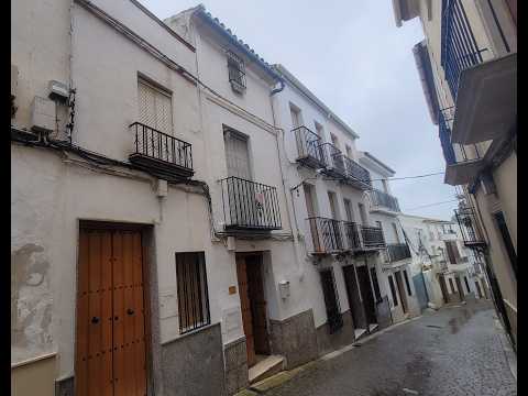 Elvira House only 42.000 € 4 Bed, 2 Bath LUQUE