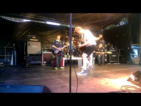 Sören beim Pumpwerk in Wilhelmshaven am 09-07-2014 Part 2