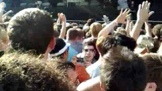 V Festival 2009, dizzee rascal, stand up tall