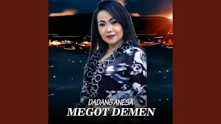 Download lagu Megot Demen (Live) mp3 Download lagu Megot Demen (Live) mp3