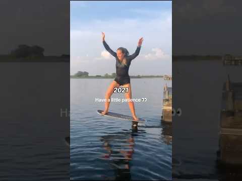 She Tries Pumpfoiling After 4 Years… The Progress Is INSANE! 😳#progress #patience #pumpfoiling