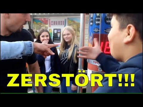Boxer zerstört Boxautomat! Zu stark für die Messung! 999 drei mal ÜBERTROFFEN!