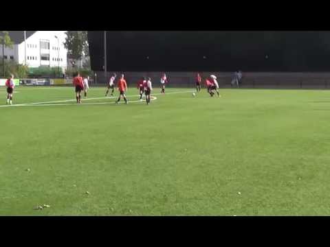 18 okt 2014 PVCV D2 - VV De Meern D3 beker 5-3 Schot Leandro op paal