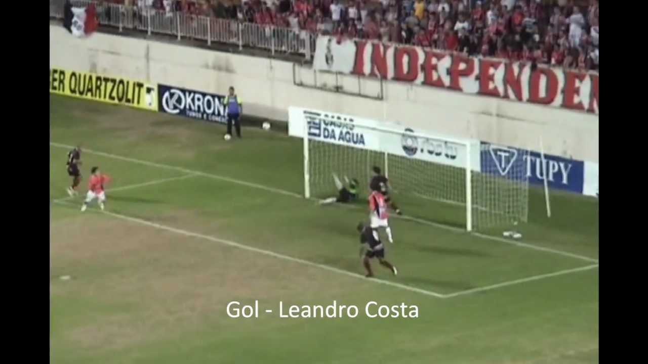 Leandro Costa - atacante  - 2012