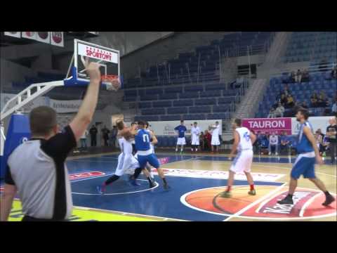 Zwycięstwo AKM Włocławek w meczu derbowym z TKM 70 : 59