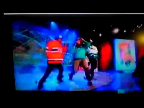 Rej3ctz and Chris brown hit the Peter griffin danc