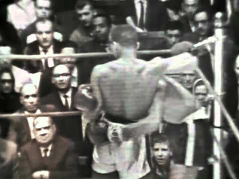 Cassius Clay vs Sonny Banks - February 10, 1962 - Round 1, 3 & 4