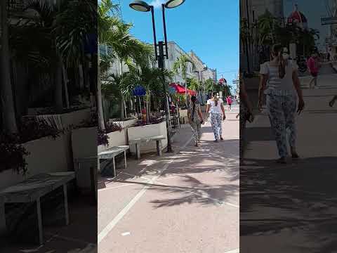 Barrios de Cuba 🇨🇺 Boulevard de Cienfuegos. #cienfuegos #barriosdecuba #short