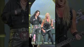 The way Nita looks at Alice.  😍