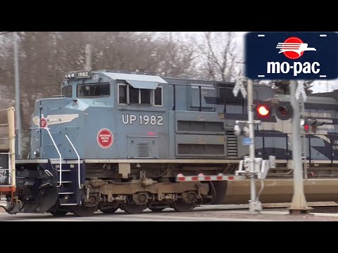 Monster Manifest, Ft  UP 1982 Missouri Pacific Lines - Martin City Mo