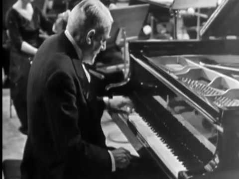 Vlado Perlemuter plays Ravel Piano Concerto for the Left Hand