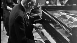 Download lagu Vlado Perlemuter plays Ravel Piano Concerto for the Left Hand mp3