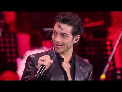 Tutti per Uno-Tanta Voglia Di Lei ( Il Volo ft. Pooh)