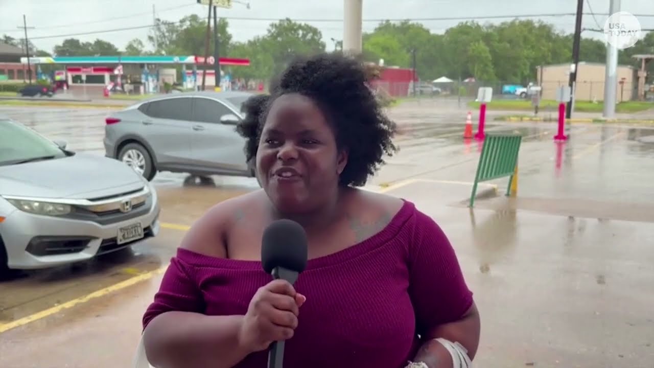 Tropical Storm Edouard smothers Texas coast with strong winds amid flash flood warnings