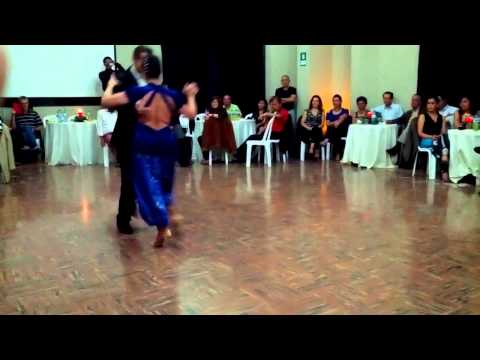 Luisa Calle y Jhonatan García en Lima, Milonga La Porteña 2/4