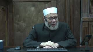 حكم عمل موعظة باللغة الإنجليزية تليها خطبة قصيرة باللغة العربية/الخميس(6-1-2022م)فتاوى علي الهواء image