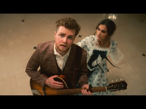 Alex Warren - Before You Leave Me (Official Video)
