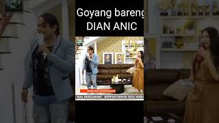 Download lagu goyangan bareng Dian anic #diananic #shorts mp3 Download lagu goyangan bareng Dian anic #diananic #shorts mp3
